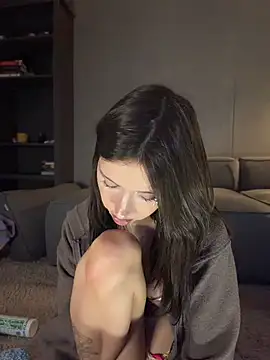 Bastet Webcam show