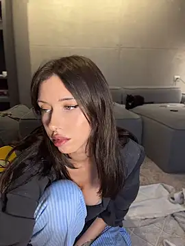 Bastet webcam show