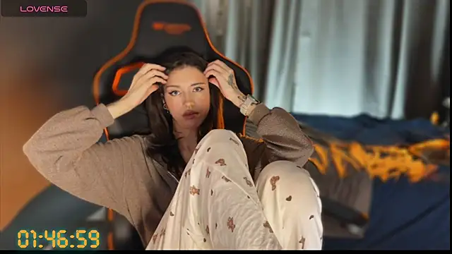Bastet Webcamshow