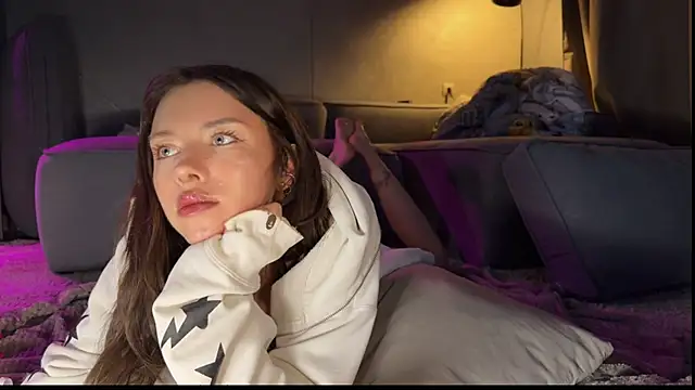 Chatroom XXX en direct de Bastet