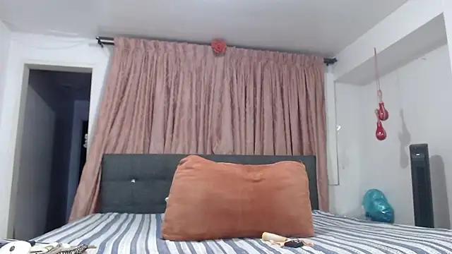 linapalacios' Webcam Show