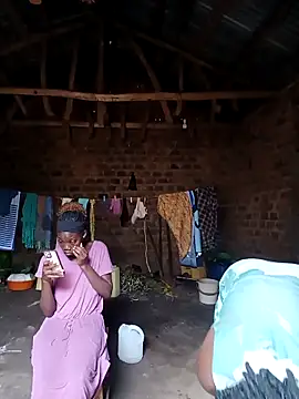 holygrail001 Webcam Show