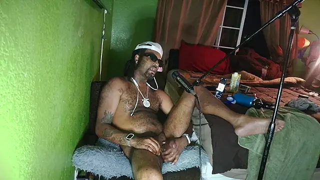 Sexslavescorpio: διαδικτυακό σόου στην κάμερα