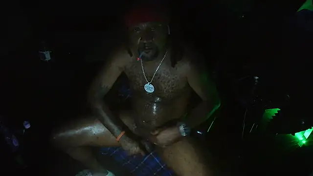 Sexslavescorpio Show in webcam