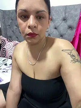 Chat +18 de Kataliina ao vivo