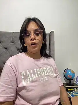 Chat +18 de Kataliina ao vivo