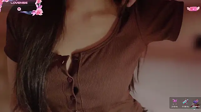 HINezuko_ Show in webcam