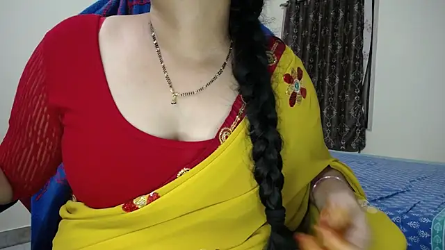 Pertunjukan Kamera Web Babydoll_Telugu
