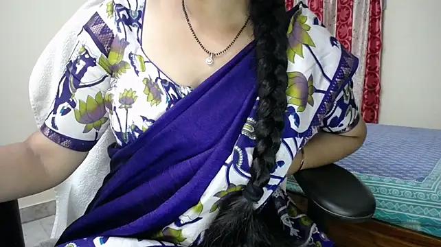 Chat XXX en directo de Babydoll_Telugu