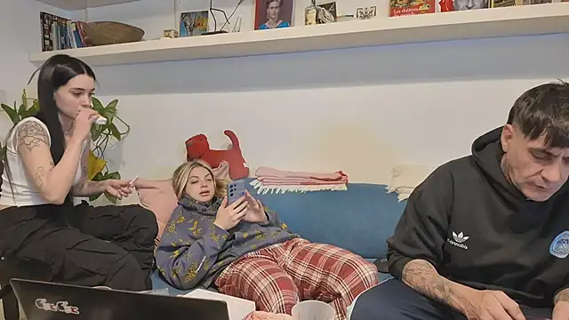 Elnonoykeila77 Шоу с уебкамера