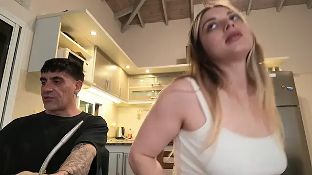 Elnonoykeila77 Pertunjukan Webcam