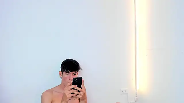 Litzy1_ Show in webcam