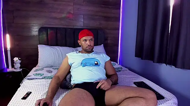 anthonylatynxd's Webcam Show