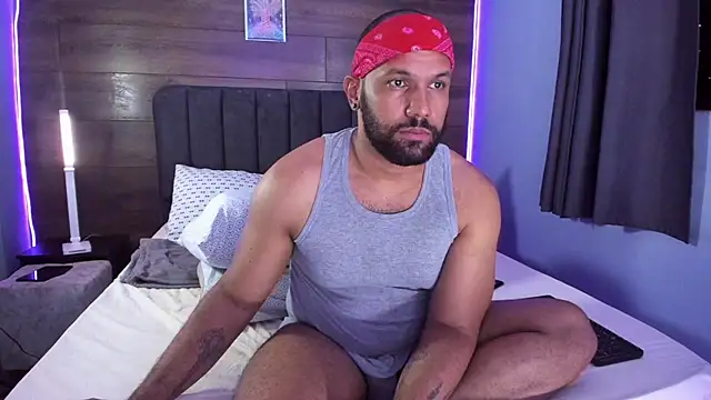 Webkamerová show anthonylatynxd
