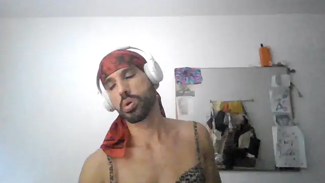 Show modela analboypussy na web-kameri