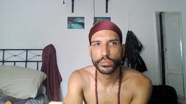 analboypussy: διαδικτυακό σόου στην κάμερα