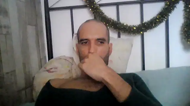 הופעת וובקאם של analboypussy