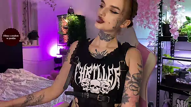 XXX chat uživo modela AuraVixxen