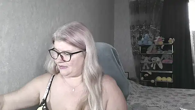 Diana_49's Live XXX Chat