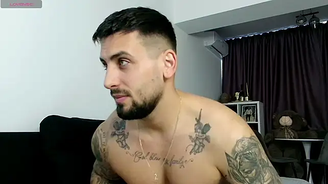 _DylanGreen Pertunjukan Webcam