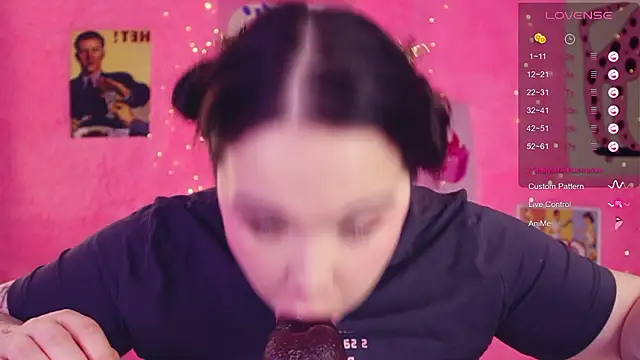 Chery_Lady22 Webcam show