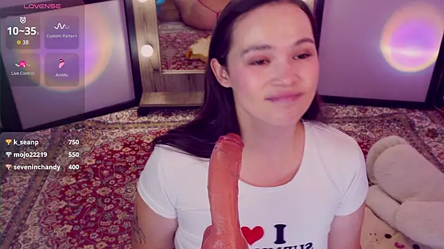 Chery_Lady22 élő XXX-chatje
