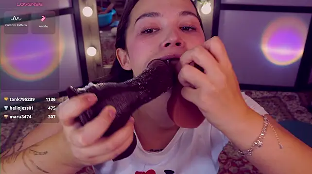 Chat XXX en directo de Chery_Lady22