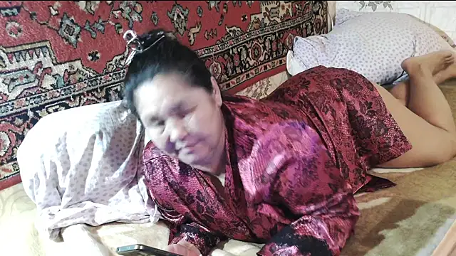 Zulfiya_Bruce XXX чат на живо