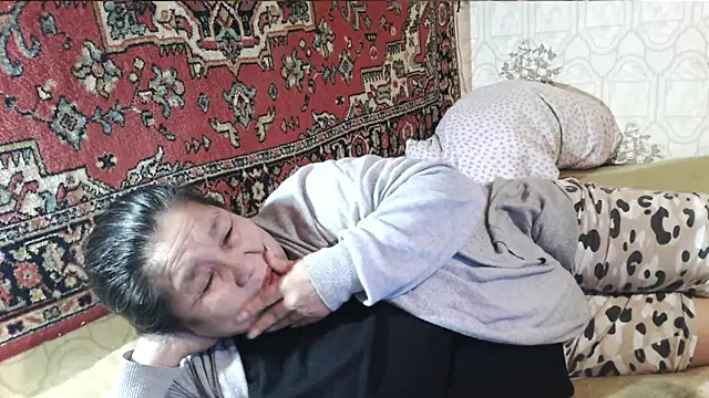 Czat XXX na żywo – Zulfiya_Bruce