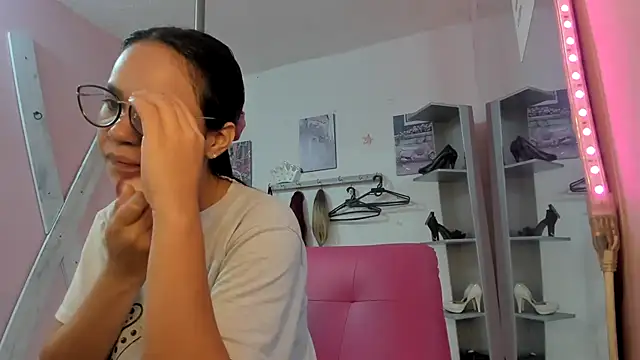 Živý XXX chat CAMILA--REY