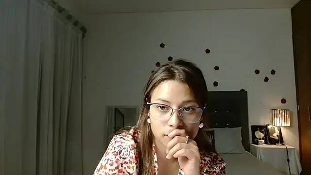 Chat XXX ao vivo de 3littles