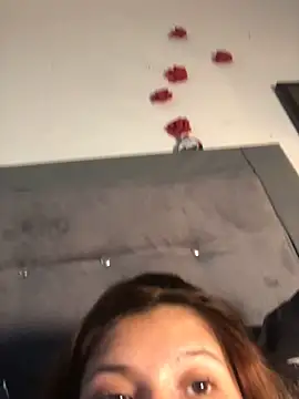 Živý XXX chat 3littles