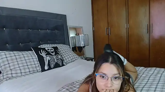 Chat XXX en directo de 3littles