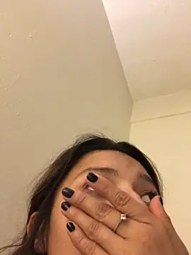 3littles' Live XXX Chat