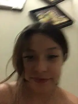 Živý XXX chat 3littles