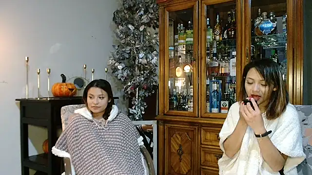 3littles: διαδικτυακό σόου στην κάμερα
