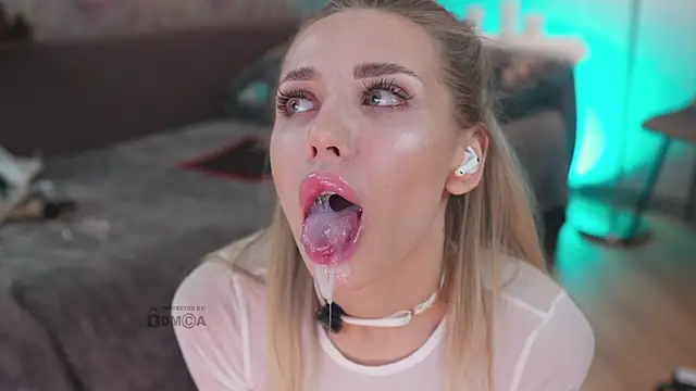 misstics_'s Webcam Show