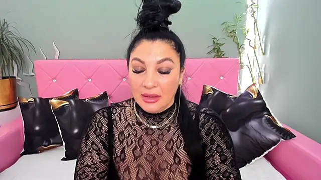 VelvetRose9 Webcamshow