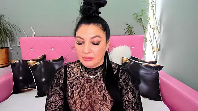 Show modela VelvetRose9 na web-kameri