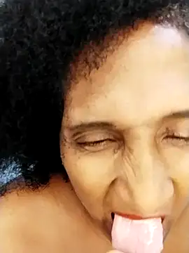 Вебкам-шоу Aishamara