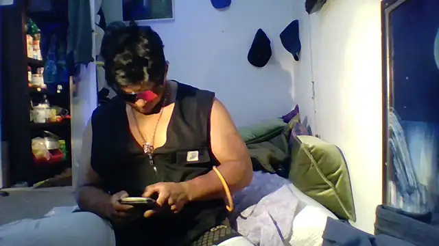 MrCleangreyxtc Show in webcam
