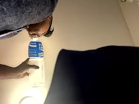MrCleangreyxtc Show in webcam