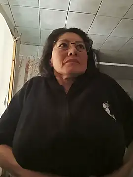 LaInsaciableIntensa's Live XXX Chat