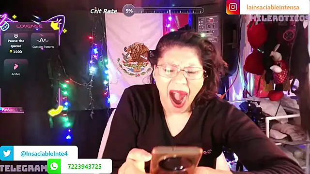 LaInsaciableIntensa Show in webcam