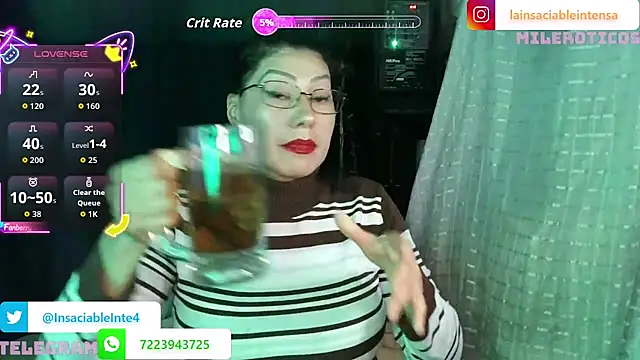 LaInsaciableIntensan Webbikameraesitys