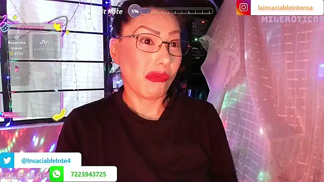 Chat +18 de LaInsaciableIntensa ao vivo