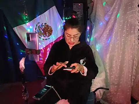 LaInsaciableIntensa – webcam-show