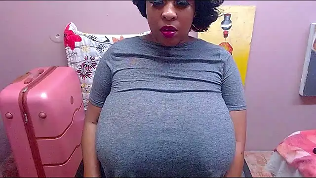 Ebonylovelyx élő XXX-chatje