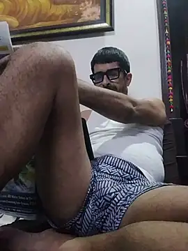 XxX_KING30 Adlı Modelin Canlı XXX Sohbeti