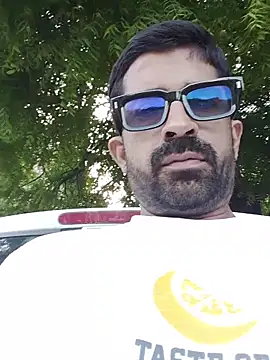 XXX chat uživo modela XxX_KING30